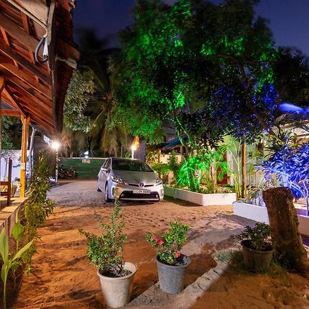 Comfort Beach Hotel Аругам Экстерьер фото
