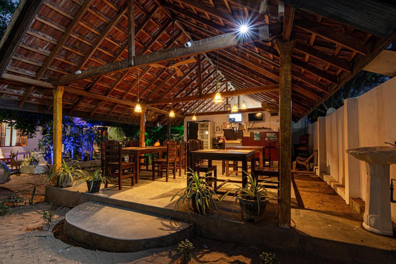 Comfort Beach Hotel Аругам Экстерьер фото