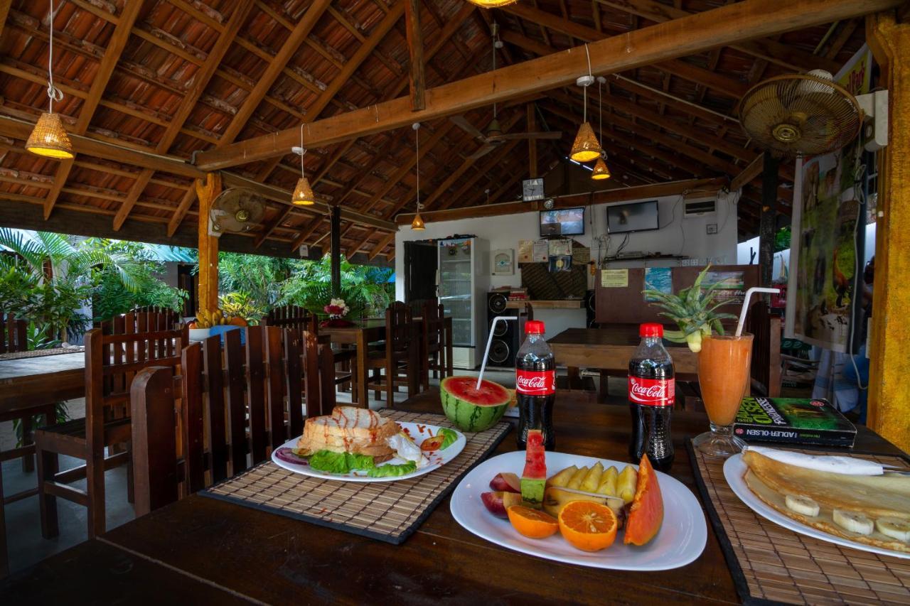 Comfort Beach Hotel Аругам Экстерьер фото